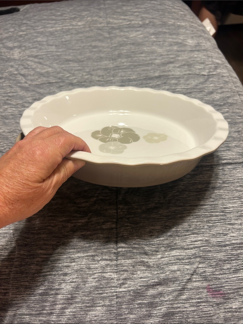 Heritage White Ceramic Serving Pie Dish with Beige Floral Accent Never used